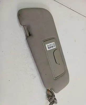 Saturn Vue Sun visor 