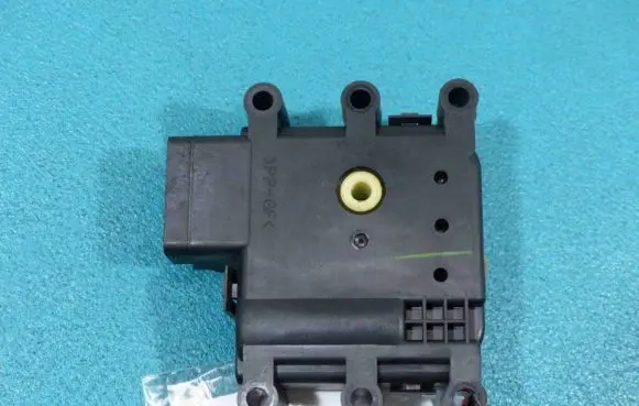 Mazda 5 A/C air flow flap actuator/motor 6224E IMPRK851504
