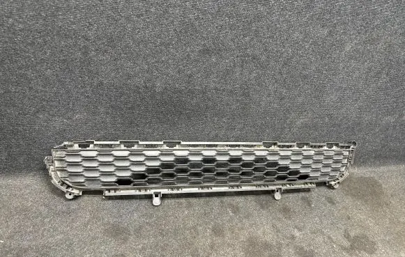 Jeep Grand Cherokee WL Front bumper lower grill 7CW07TRNAB 65551