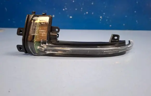 Audi A5 8T 8F Mirror indicator light 8K0949101D