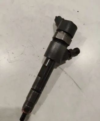 Renault Scenic II - Grand scenic II Fuel injector 0445110230 8200389369