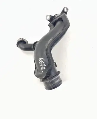 Ford Kuga II Intercooler hose/pipe DS739F805H