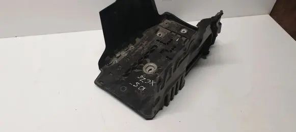 Battery box tray