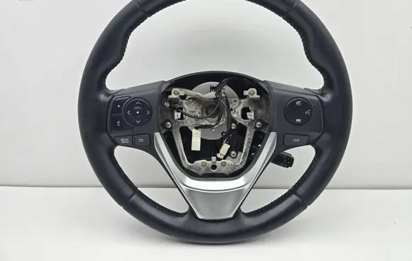 Toyota Auris E180 Steering wheel 6212135