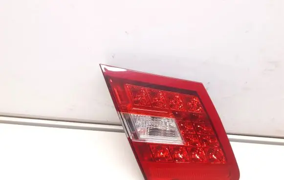 Mercedes-Benz E W212 Tailgate rear/tail lights A2129060358 483523 778003