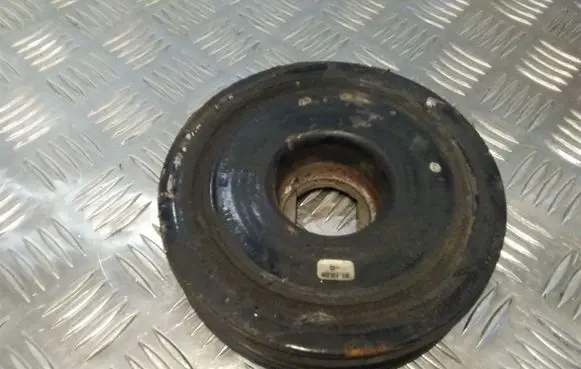 Renault Laguna II Crankshaft pulley 8200361247