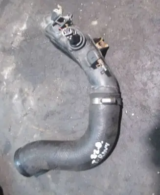 Toyota RAV 4 (XA20) Intercooler hose/pipe 1736226010