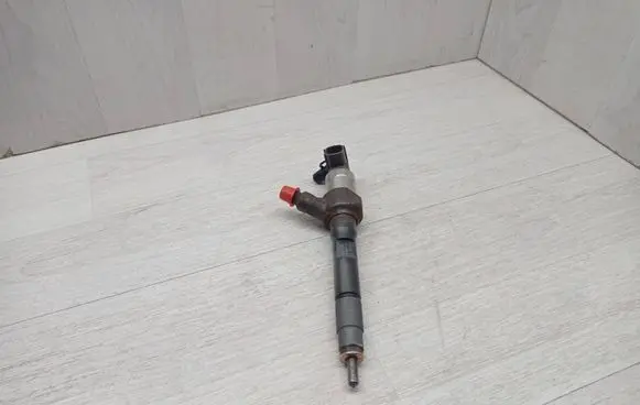 Mazda 6 Fuel injector R2AA13H50 13H50