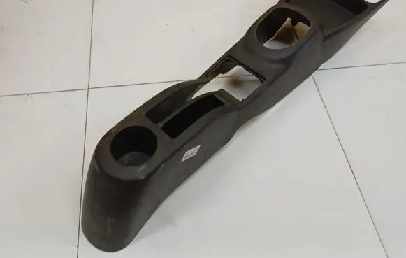 Toyota Yaris Center console 5891052090