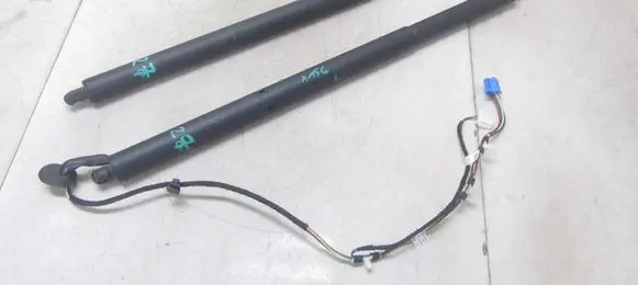 Mercedes-Benz GLA W156 Tailgate/trunk strut/damper A1568900230