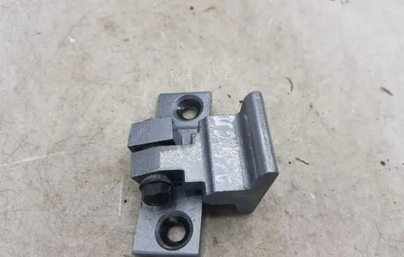 BMW 5 E60 E61 Front door upper hinge NOCODE