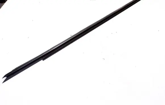 Audi A4 S4 B7 8E 8H Front door glass trim molding 8H0837478 8H0837477