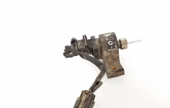 Mazda 5 Fuel pressure regulator 221000500400