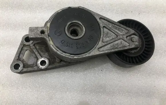 Volkswagen Golf IV Timing belt tensioner 06A903315D
