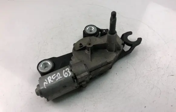 Mazda 3 II Wiper motor BP4K67450