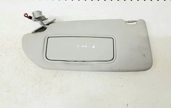 Volvo V70 Sun visor