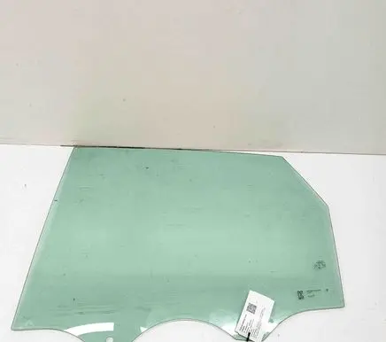 Porsche Cayenne (9Y0 9Y3) Rear door window glass 9Y0845025