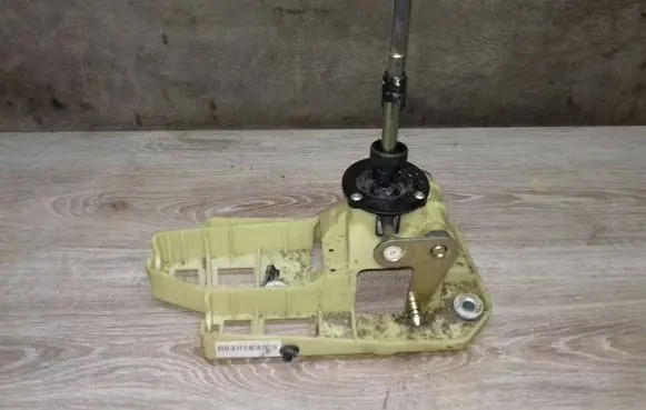 Volvo S80 Gear shifter/selector 8028100061
