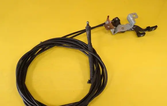 Suzuki Baleno EG Fuel cap flap release cable 