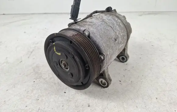 BMW X3 F25 Air conditioning (A/C) compressor (pump) 9362491