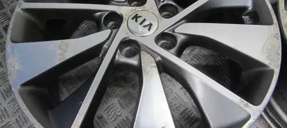 KIA Optima R18 alloy rim 