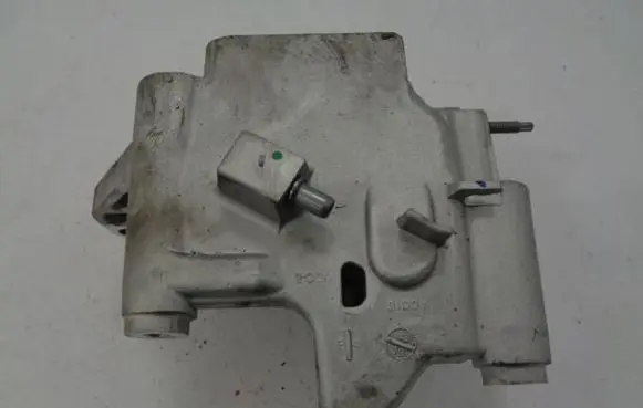 Ford Mondeo MK V Fuel filter housing 9804498180