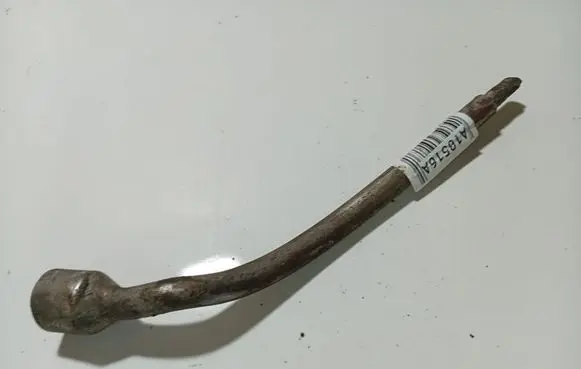 Volvo S70 V70 V70 XC Wheel nut wrench 9133668