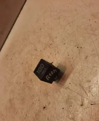 Skoda Roomster (5J) Other relay 7M0951253A V23136J6X45 95VW10K705CA