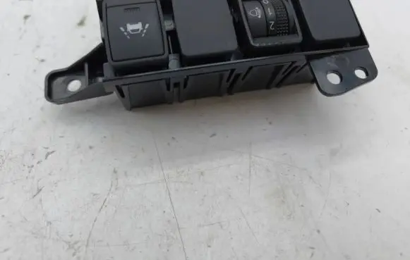 Nissan Qashqai A set of switches 