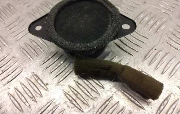 Lexus RX 330 - 350 - 400H Panel speaker 861600E030