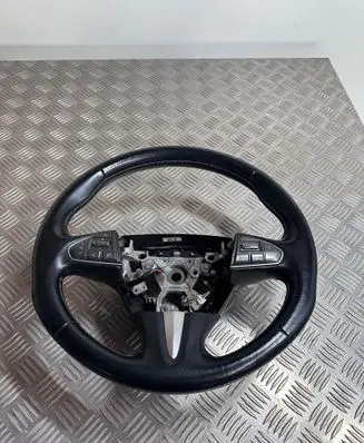 Infiniti Q50 Steering wheel 