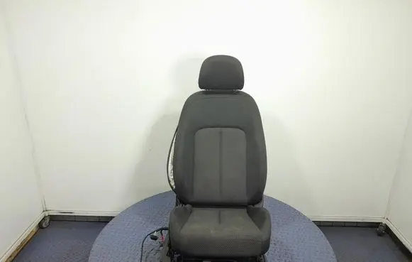 Alpine A610 Front passenger seat 