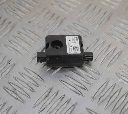 BMW 2 F22 F23 Aerial antenna amplifier 9231466