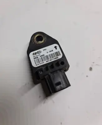 Hyundai i30 Airbag deployment crash/impact sensor 95930A6000