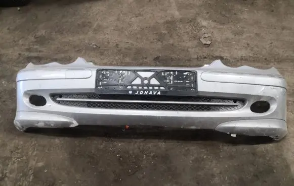 Mercedes-Benz C W203 Front bumper 2038851425 A2038851425