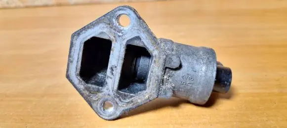 Ford Mondeo Mk III Idle control valve (regulator) 1s7g9f715ad
