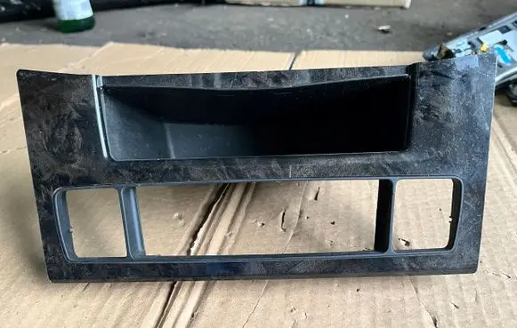 BMW 5 E60 E61 Radio/GPS head unit trim 9139391