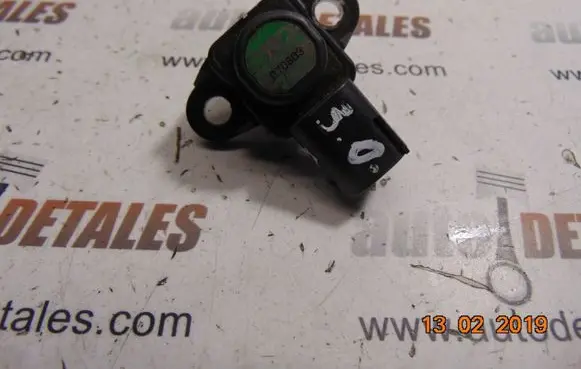 Mercedes-Benz R W251 Air pressure sensor A0051535028