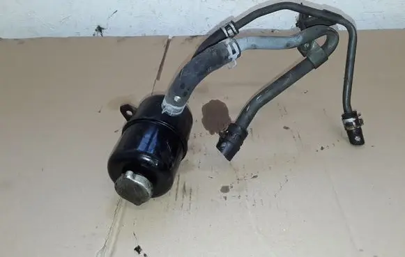 Mitsubishi Pajero Sport I Power steering fluid tank/reservoir NOCODE