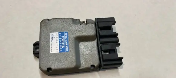 Lexus IS 200-300 Heater blower motor/fan resistor 8716522050 4993001061