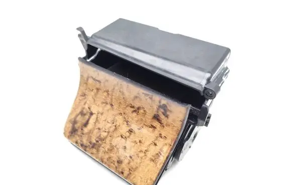 Mercedes-Benz E AMG W210 Dashboard storage box/compartment E9300411