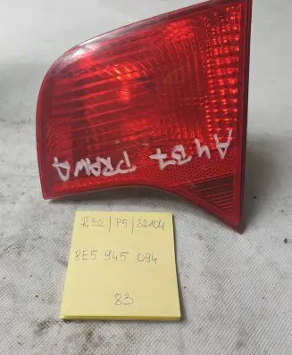 Audi A4 S4 B7 8E 8H Tailgate rear/tail lights 8E5945094