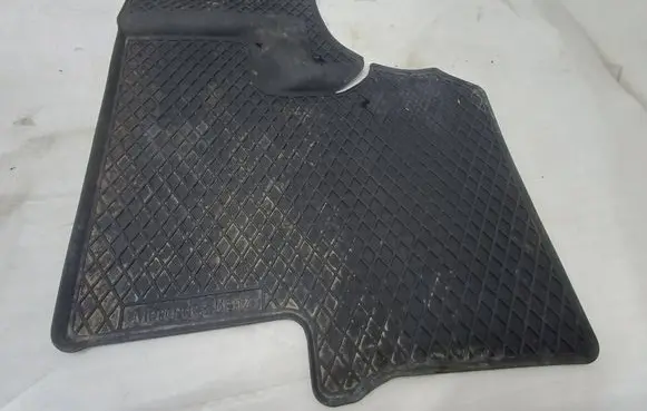 Mercedes-Benz Sprinter W906 Front floor mat
