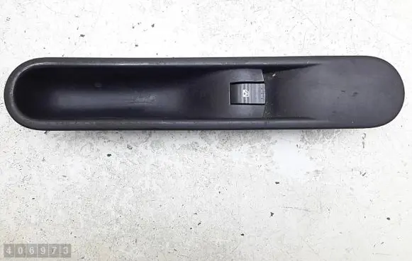 Renault Espace IV Electric window control switch 0012127
