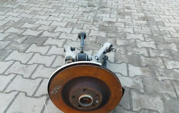 Volvo XC90 Rear axle beam with reductor 