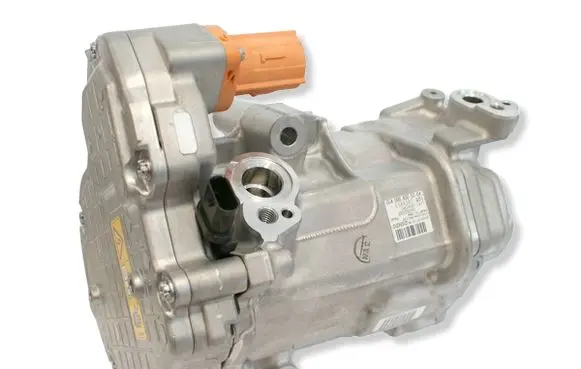 Mercedes-Benz C W206 Air conditioning (A/C) compressor (pump) A0008309304