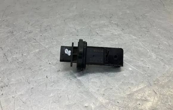 BMW 5 F10 F11 Mass air flow meter 7566990 0280218270 327841687