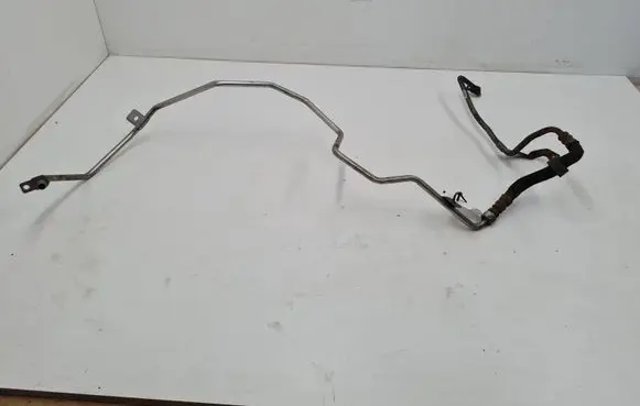 Gearbox oil cooler pipe/hose