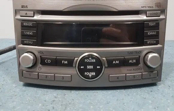 Subaru Outback Radio/GPS head unit trim 86201AJ410