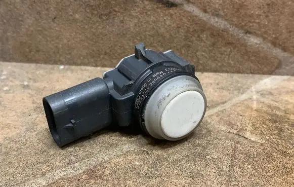 Mercedes-Benz B W246 W242 Parking PDC sensor A0009050242